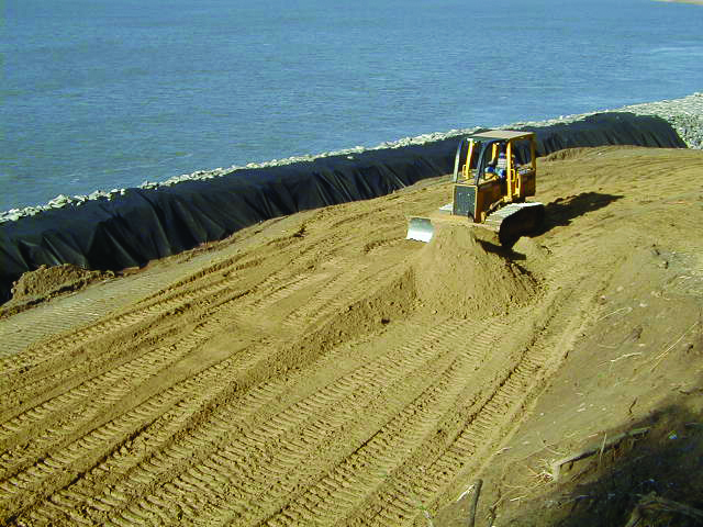 Geosynthetics for Extreme Weather